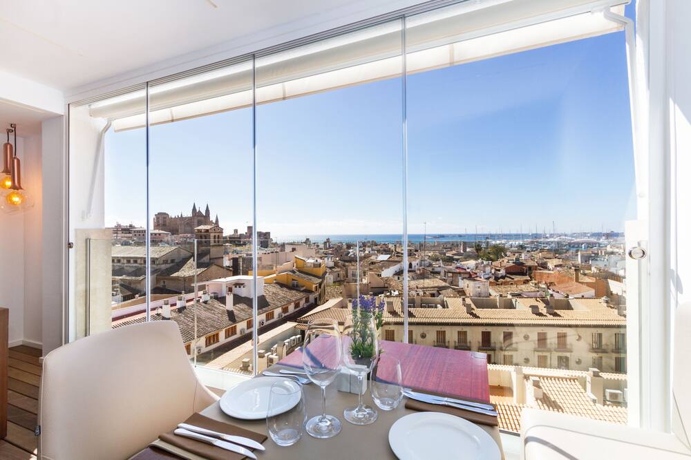 ホテル アルムダイナ 写真