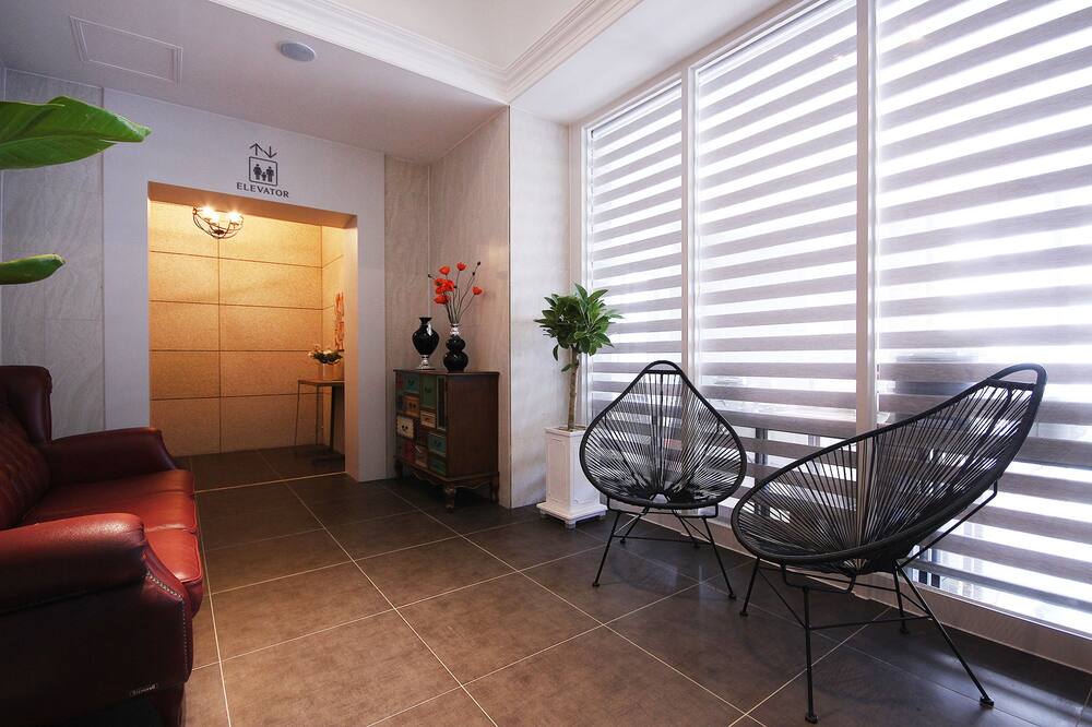 ホテル インソムニア 写真