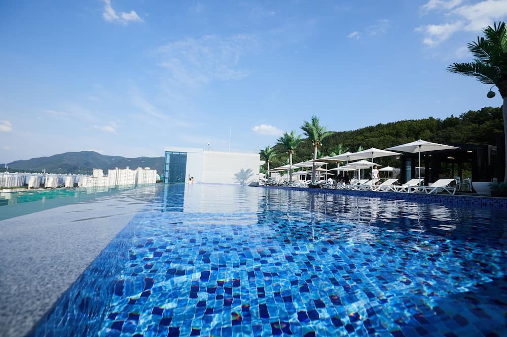 ホテル ススン 写真