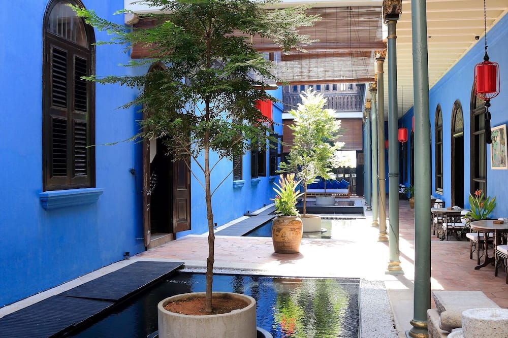 チョン ファッ ツィー ザ ブルー マンション 写真