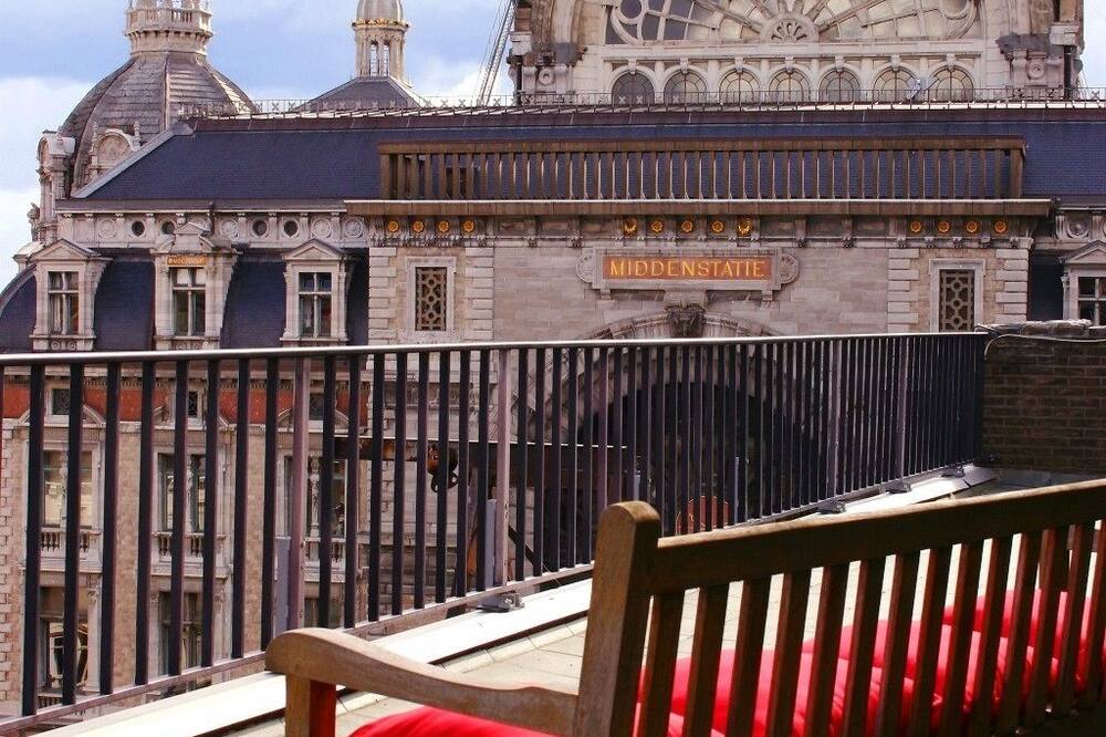 デ カイザー ホテル 写真