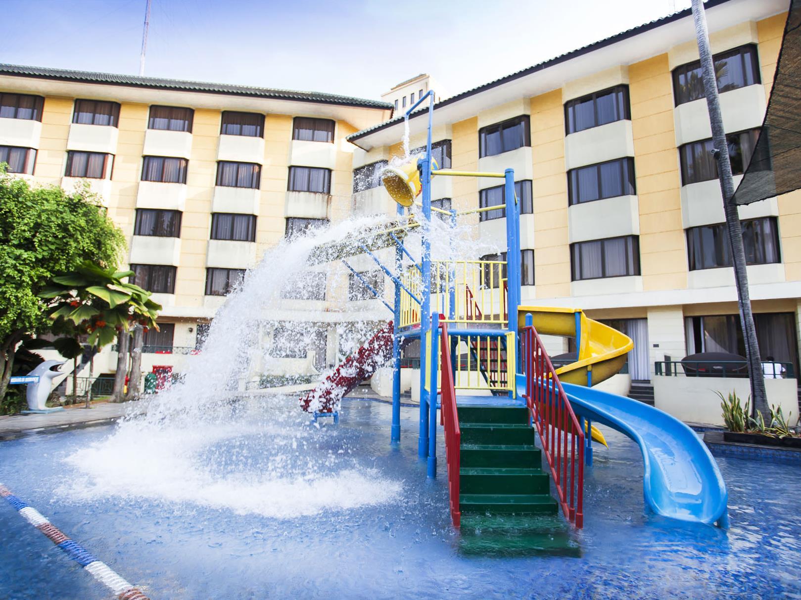 プライム プラザ ホテル プルワカルタ 写真