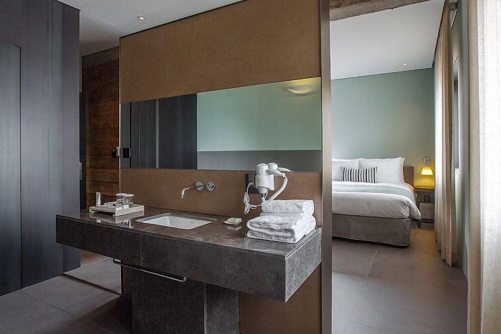 エバーリッチ ホテル 写真