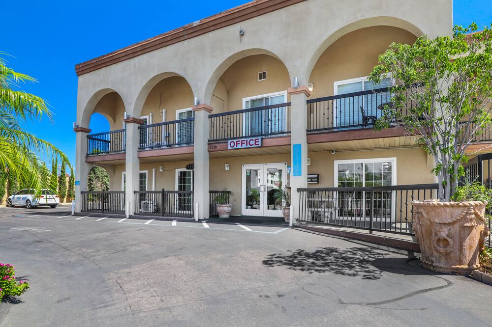 モーテル メディテラン エスコンディド 写真