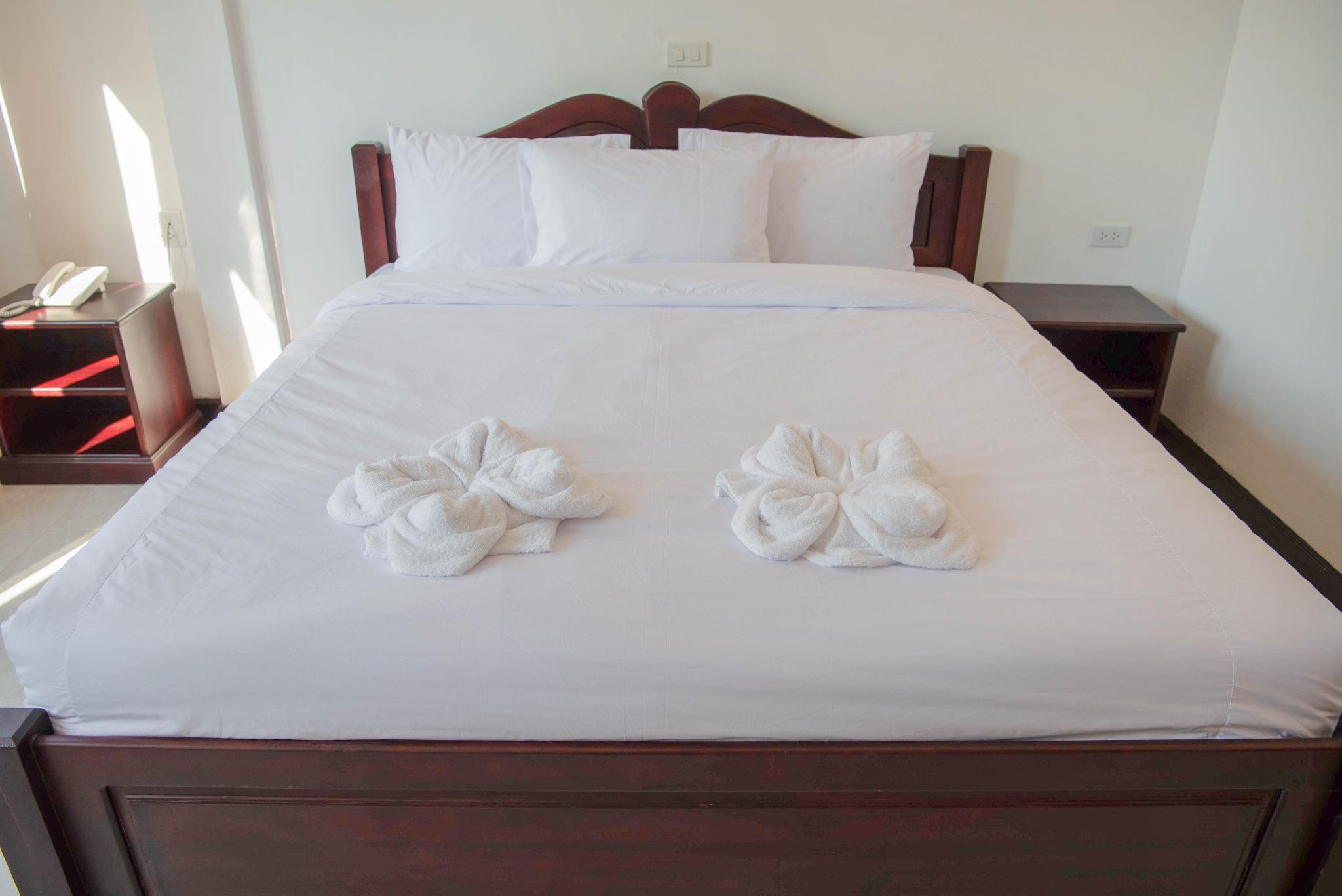 クン シティ ホテル 写真