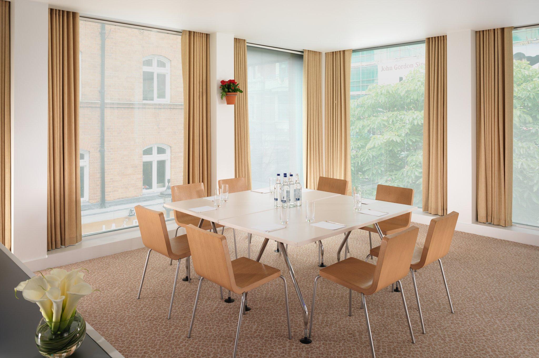 セント マーティンズ レーン ロンドン 写真