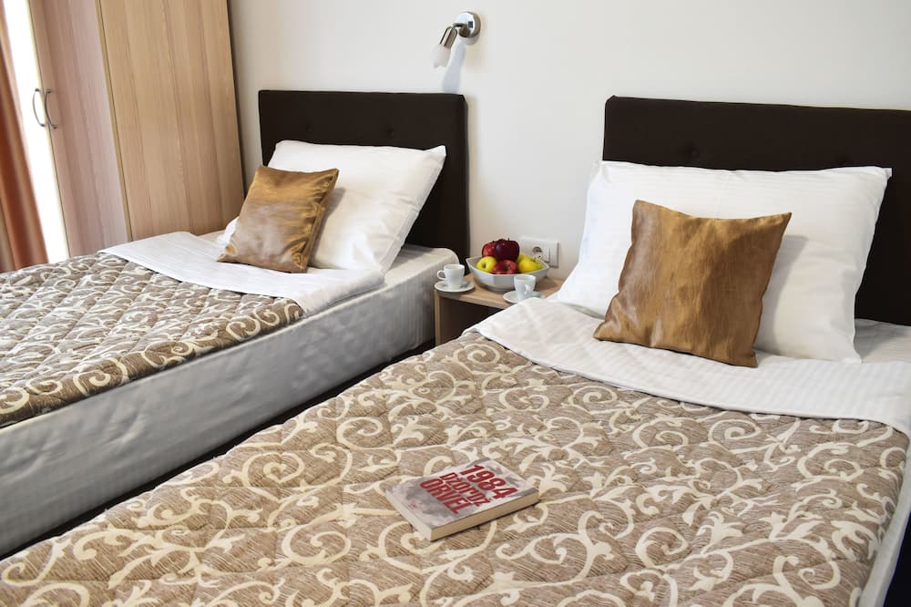 ホテル スラビジャ 写真