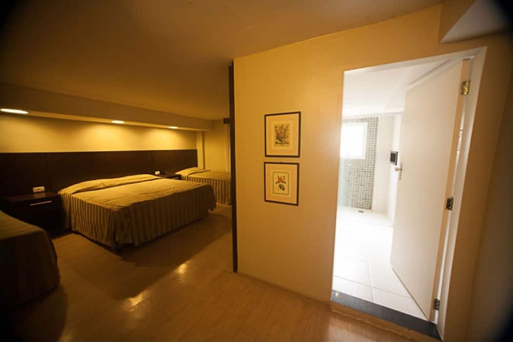 ホテル プラザ アポロ 写真