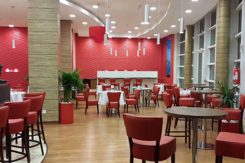 ラマダ アンコール バイ ウィンダム タンジェ 写真