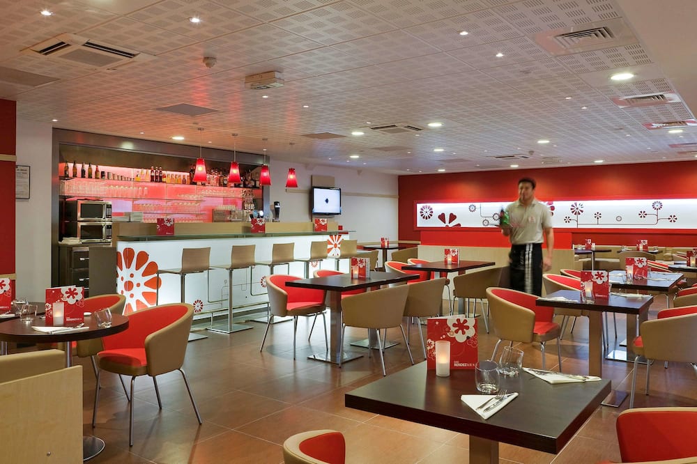 イビス パリ モンマルトル サクレクール 写真