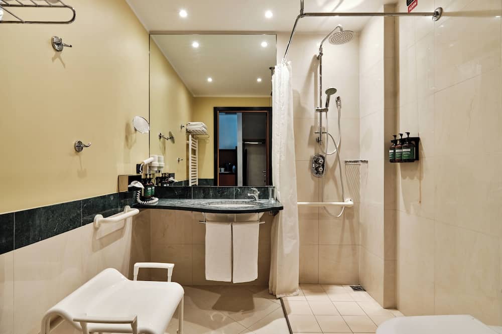 クラウン プラザ ミラノ マルペンサ エアポート バイ IHG 写真