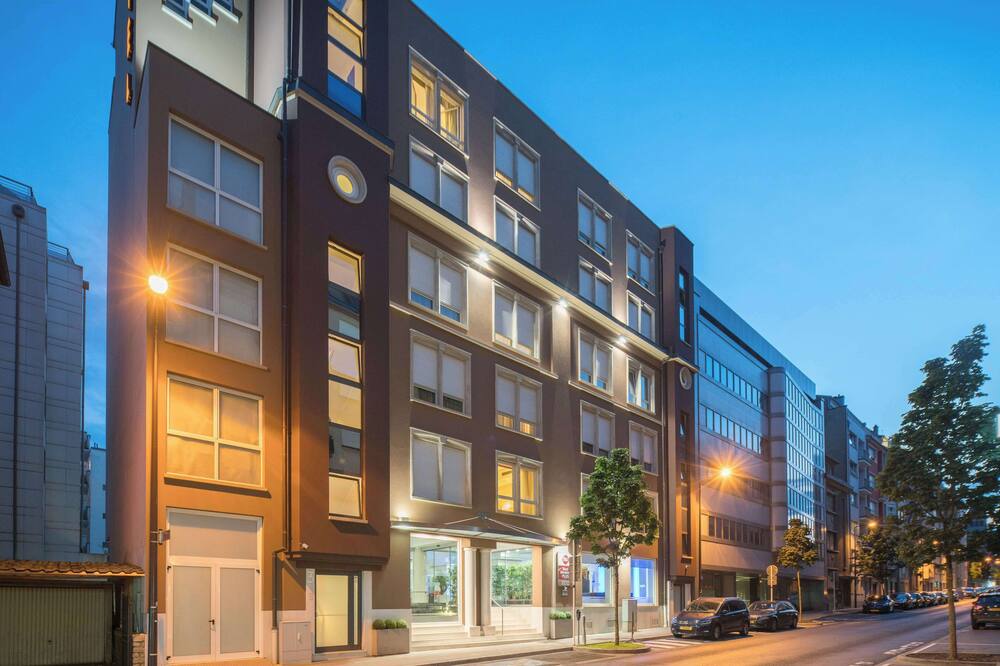 ベストウエスタン プラス グランド ホテル ビクトル ユーゴー 写真