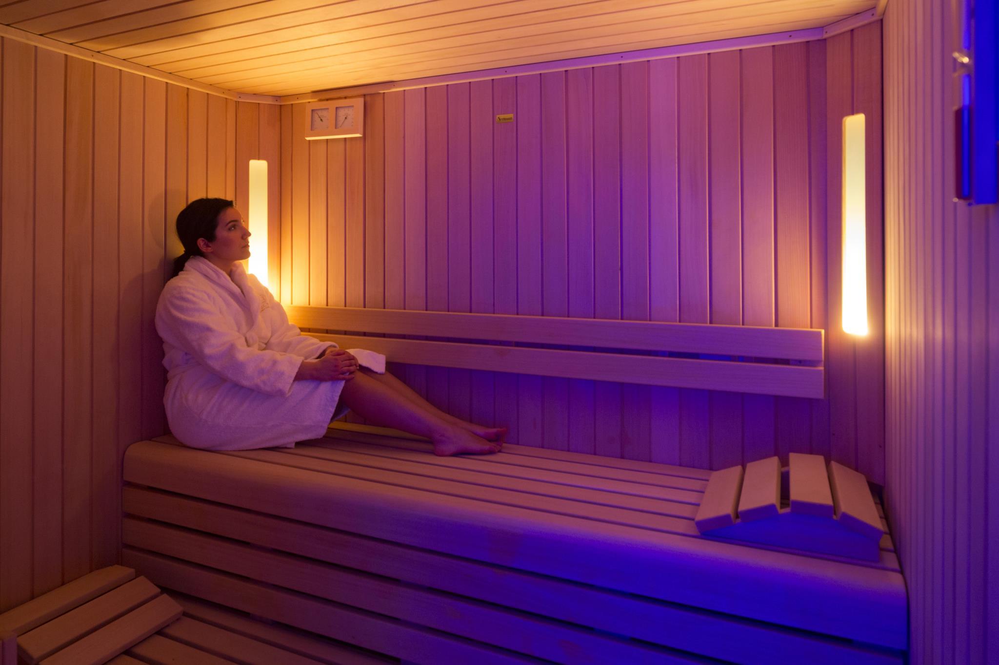 エレクトラ メトロポリス ホテル 写真