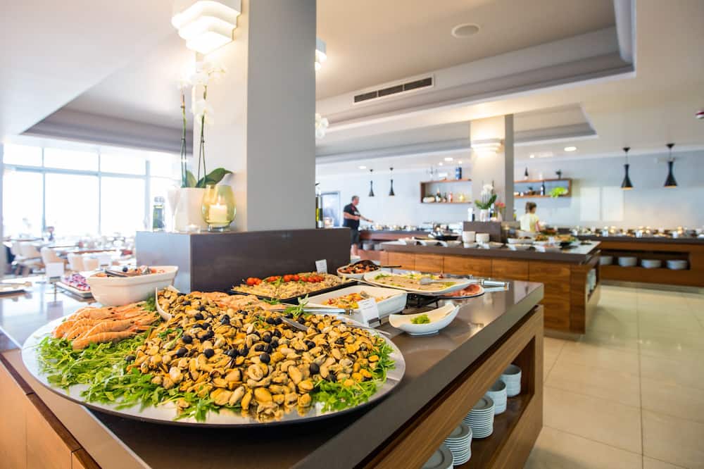 Royal Neptun Hotel 写真