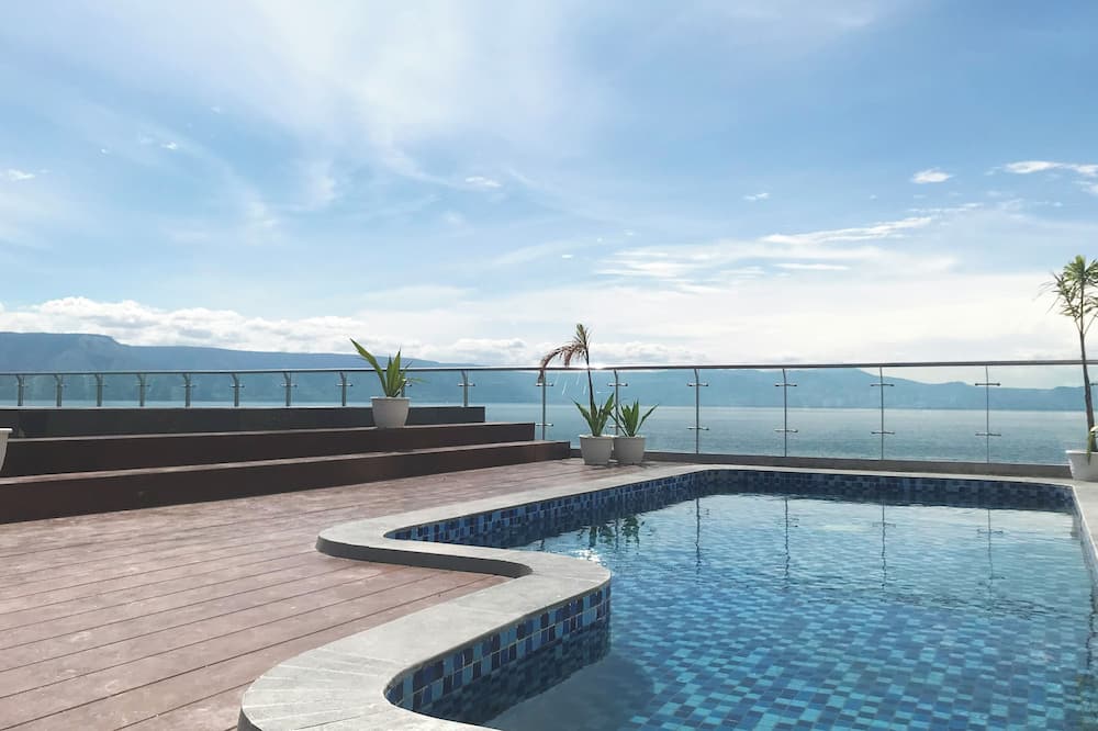 ラベルサ ホテル & コンベンションセンター サモシール 写真