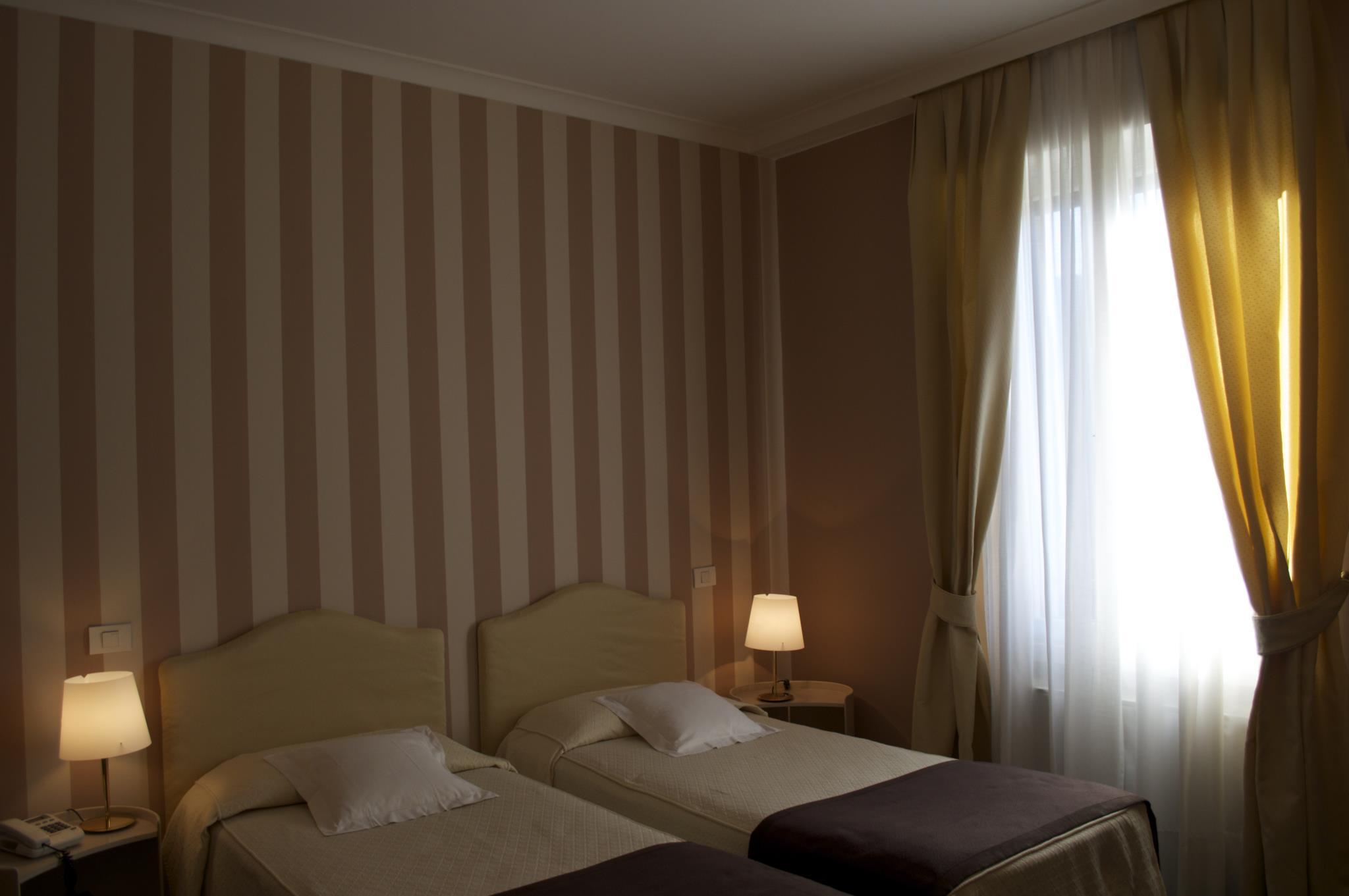 ホテル コロンビア 写真