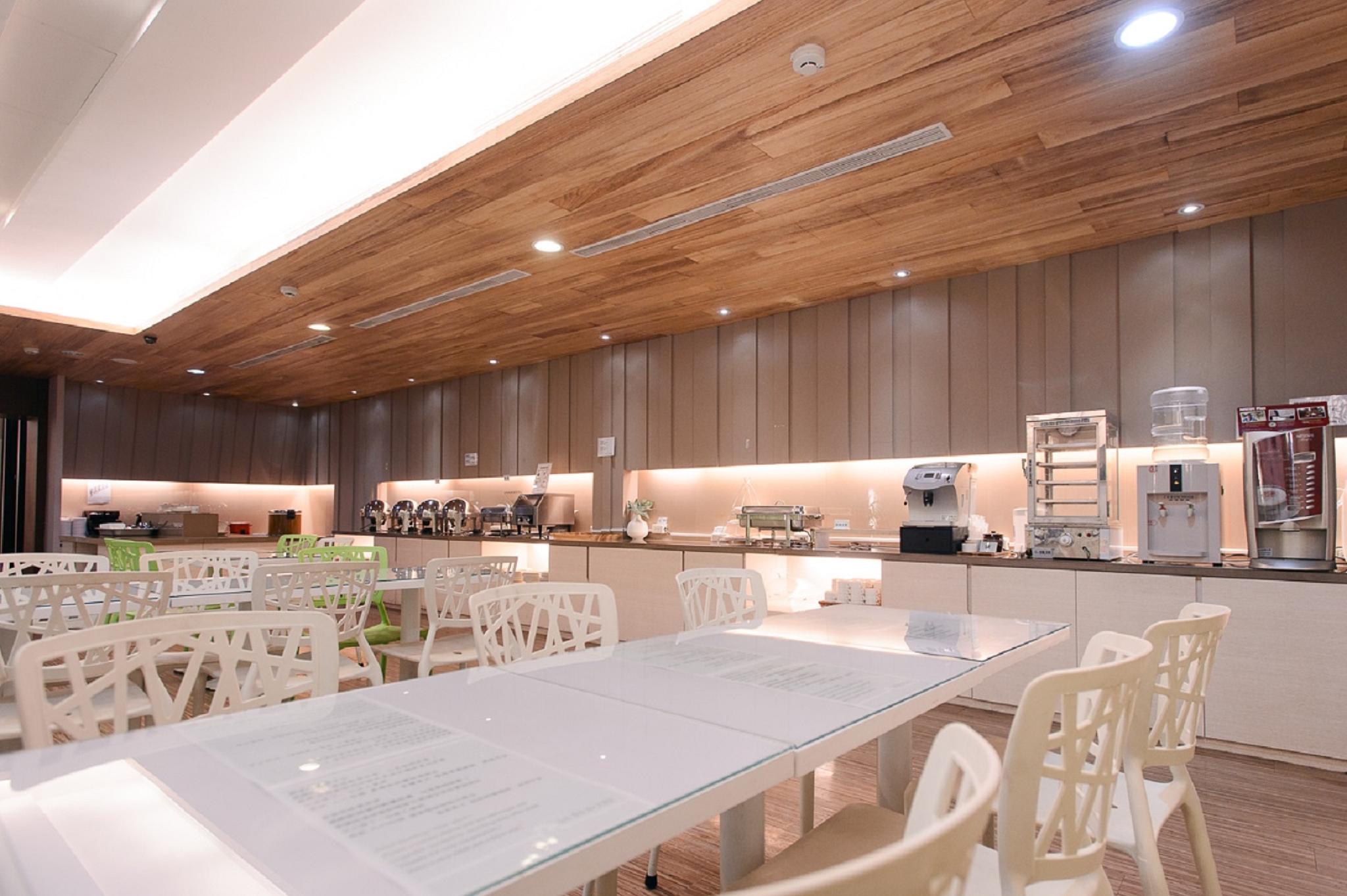 キウイ エクスプレス ホテル カオシュン ステーション 写真