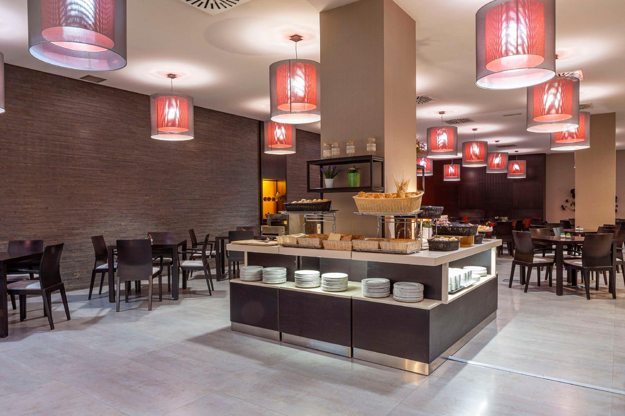 Hotel Macia Real De La Alhambra. 写真