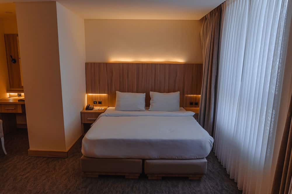 ラ カーサ ホテル アンマン 写真