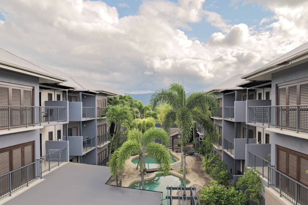 サザン クロス アトリウム アパートメンツ 写真