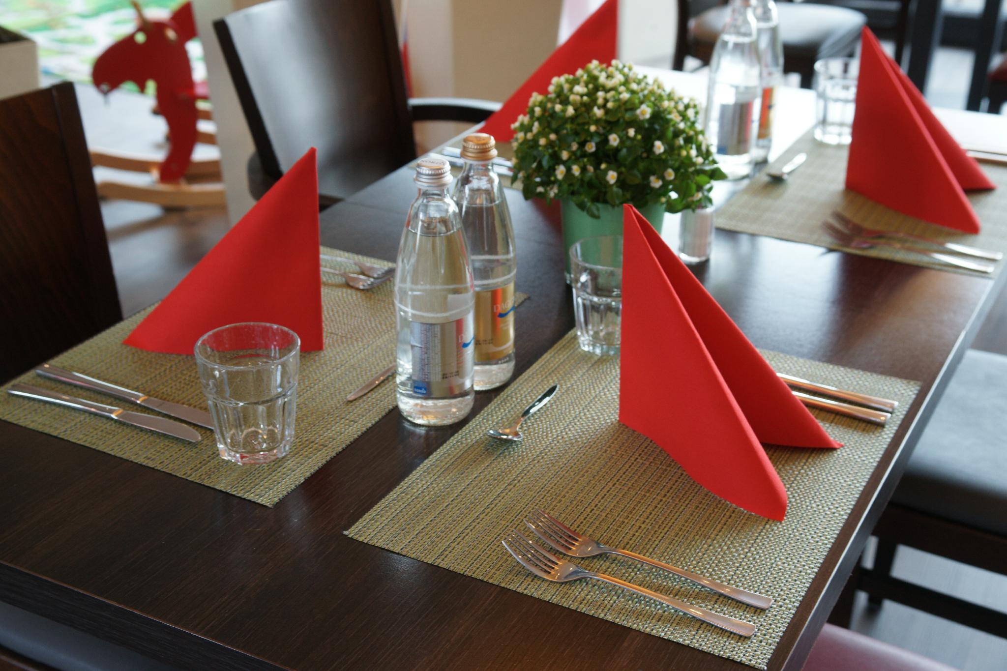 ホリデイ イン エクスプレス チューリッヒ エアポート バイ IHG 写真