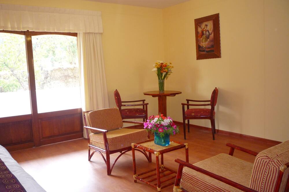 アウグストス ウルバンバ 写真