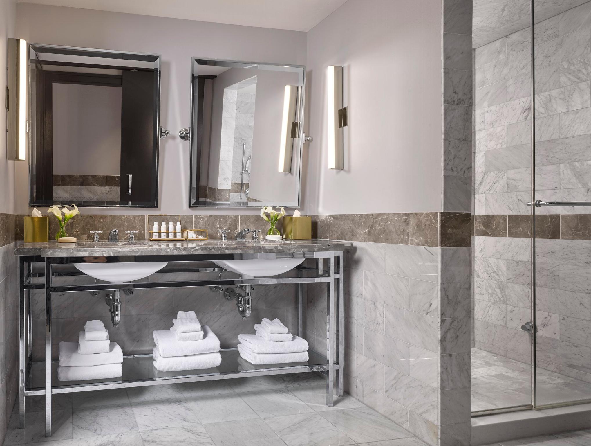 Nine Zero Hotel 写真