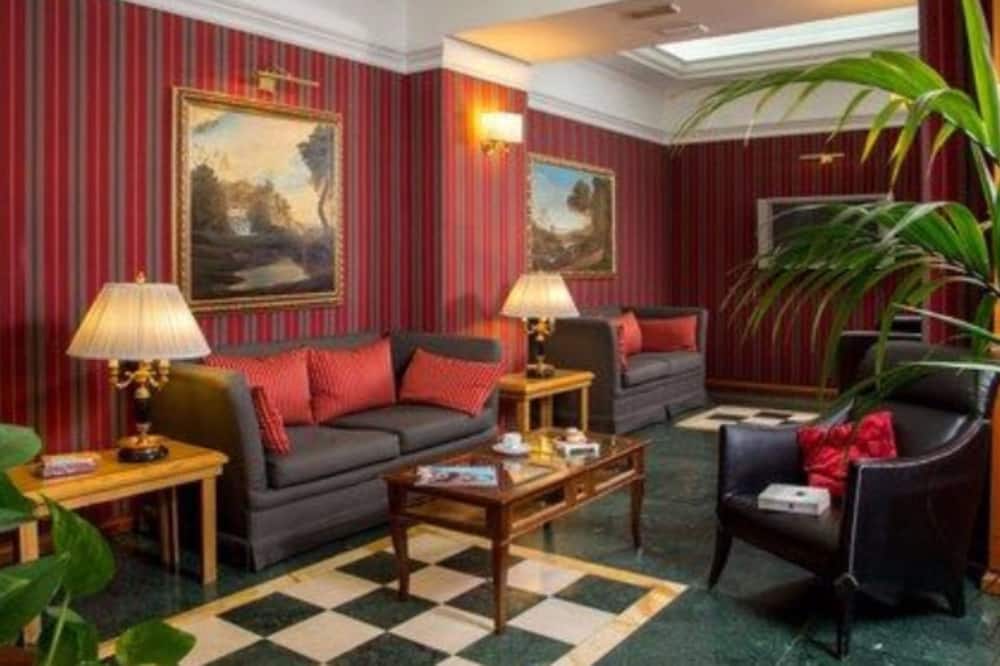 ホテル モルガナ 写真