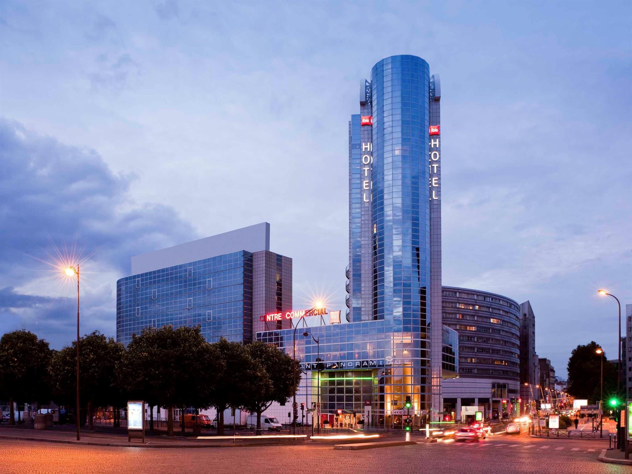 イビス パリ ポルト ドゥ モントルイユ 写真