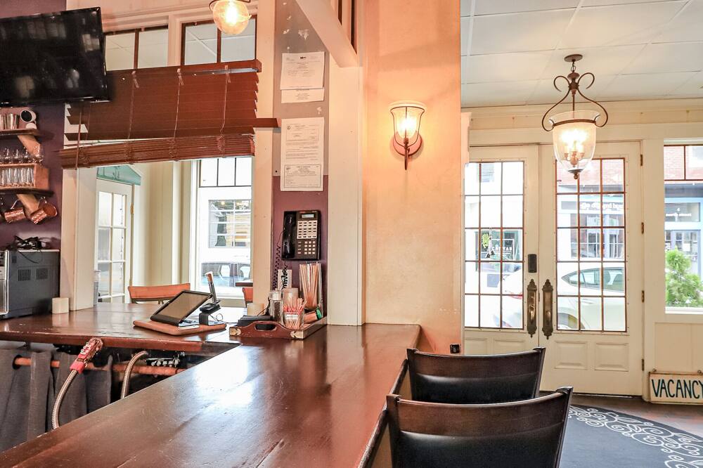 ザ シャルロット ホテル & レストラン 写真