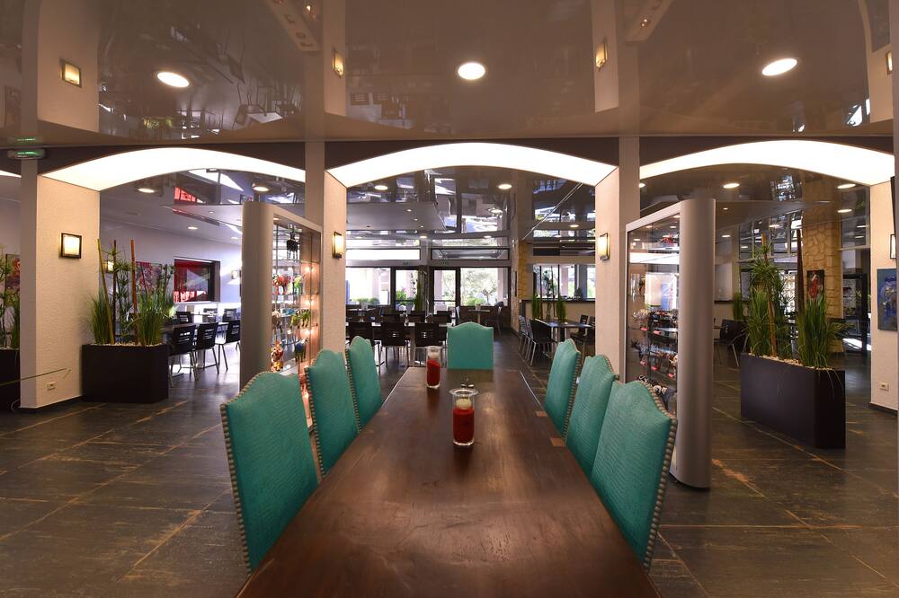 オテル イソラ 写真