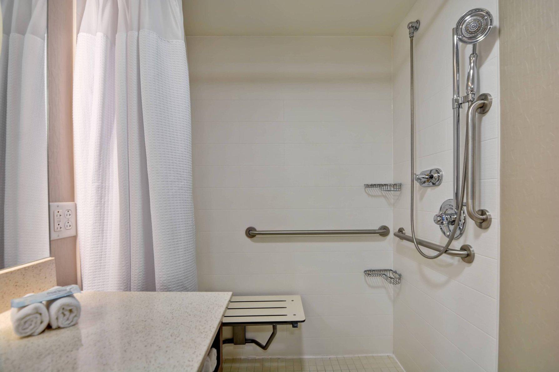 SpringHill Suites by Marriott Cincinnati Midtown 写真