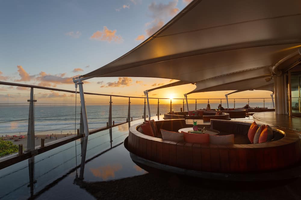 ダブル シックス ラグジャリー ホテル スミニャック 写真