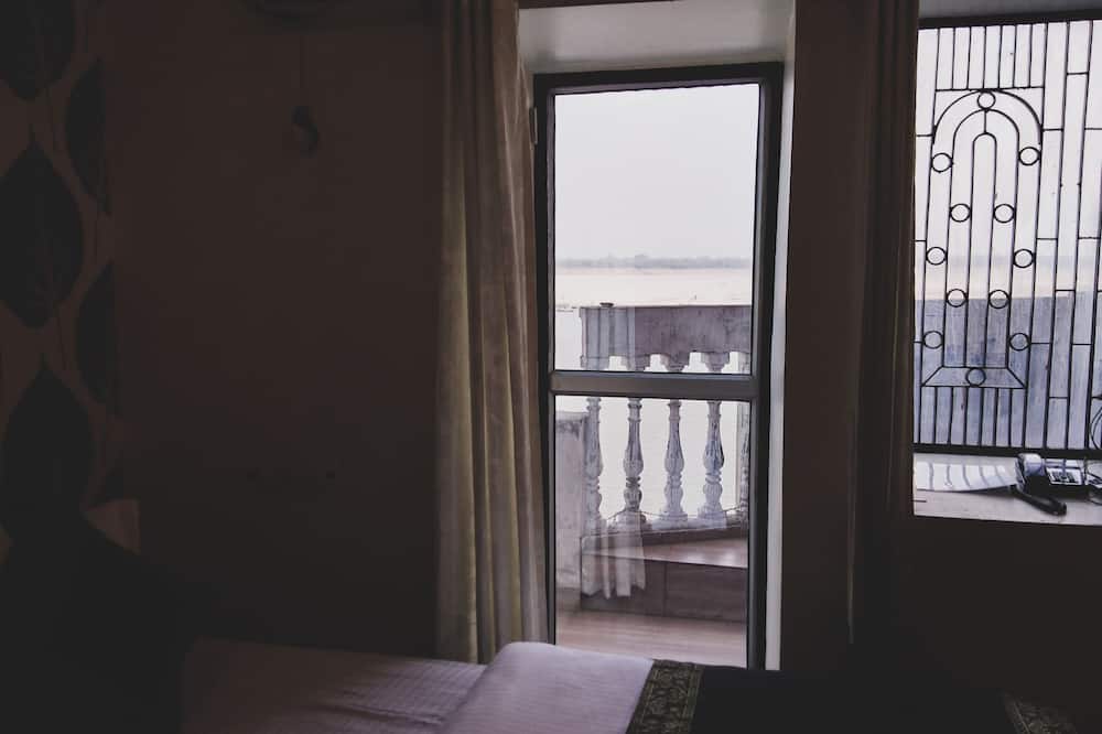 パレス オン ステップス 写真