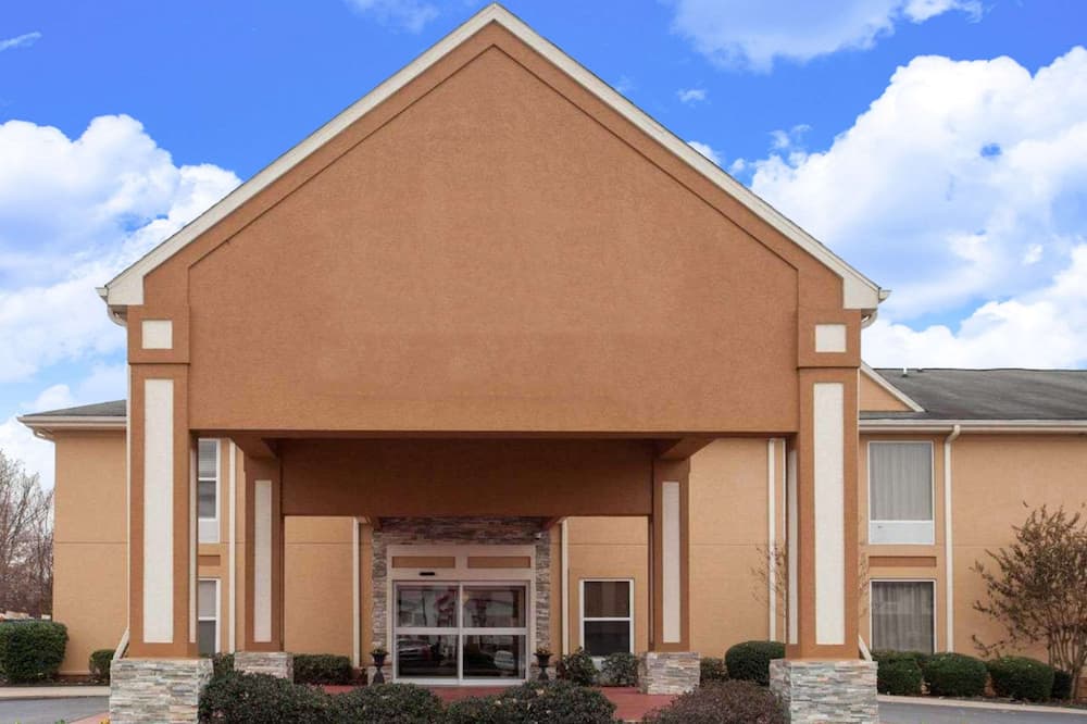 クオリティ イン & スイーツ I-40 イースト 写真