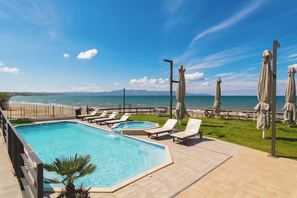 Elia Agia Marina 写真