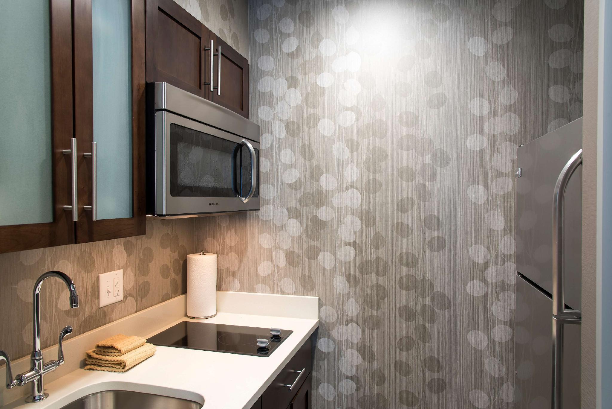 ホームウッド スイーツ バイ ヒルトン クリーブランド シェフィールド 写真