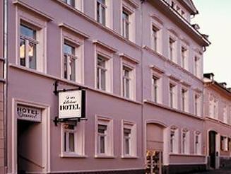 Das Kleine Hotel in ruhiger Stadtlage 写真