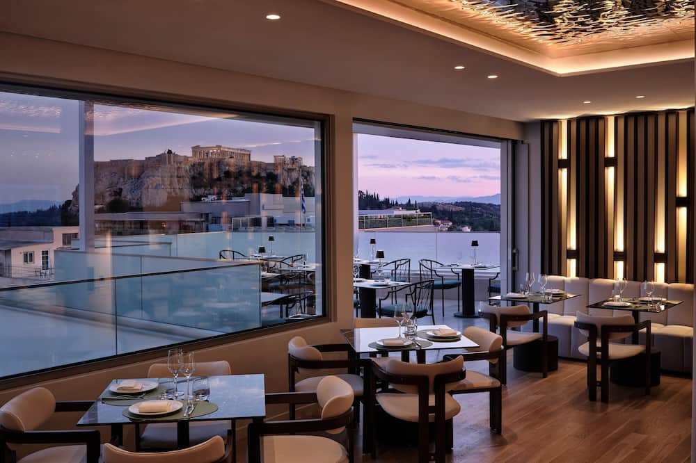 エレクトラ リズム アテネ 写真