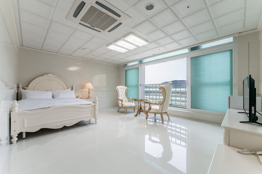 カヤ ホテル 写真