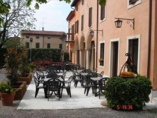 アルベルゴ コルテ マラスピナ 写真