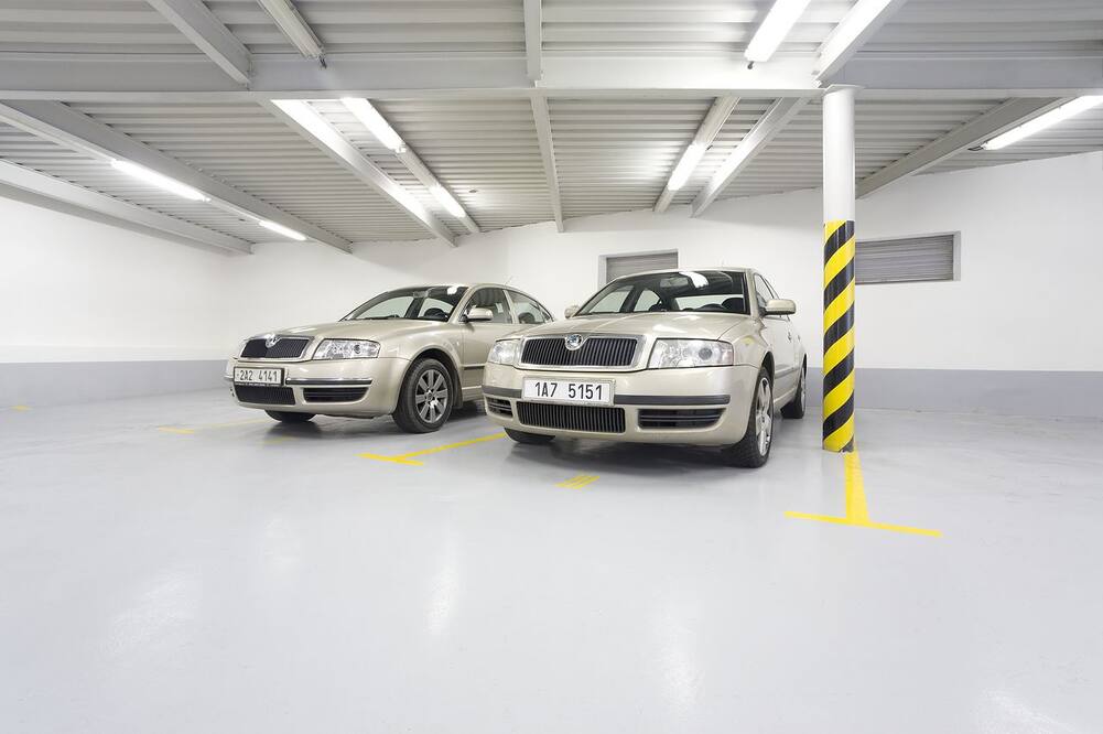 スリー クラウン ホテル プラハ 写真