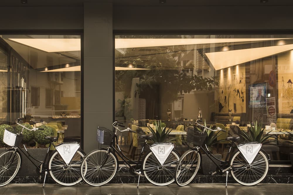 ゼニヴァ ホテル 写真