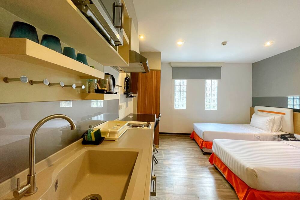 アラワナ エクスプレス プロンポン 写真