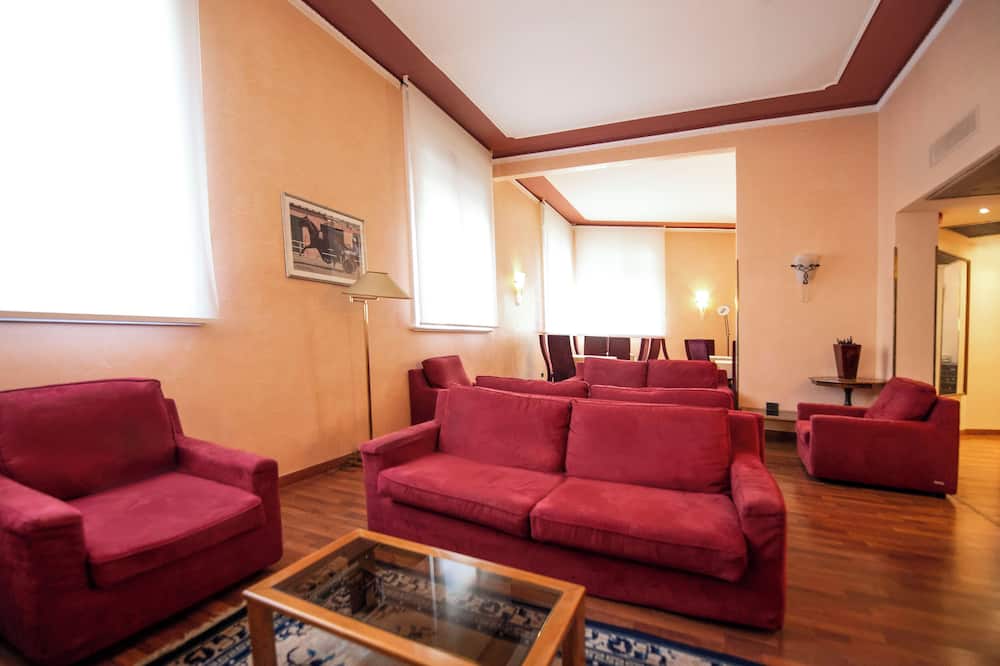 ホテル エステンセ 写真