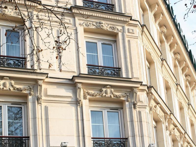 エドゥアール VI バイ マローン 写真