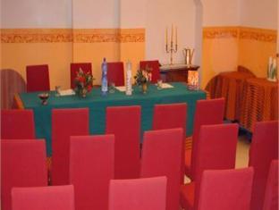 ホテル ユニバーシティ 写真