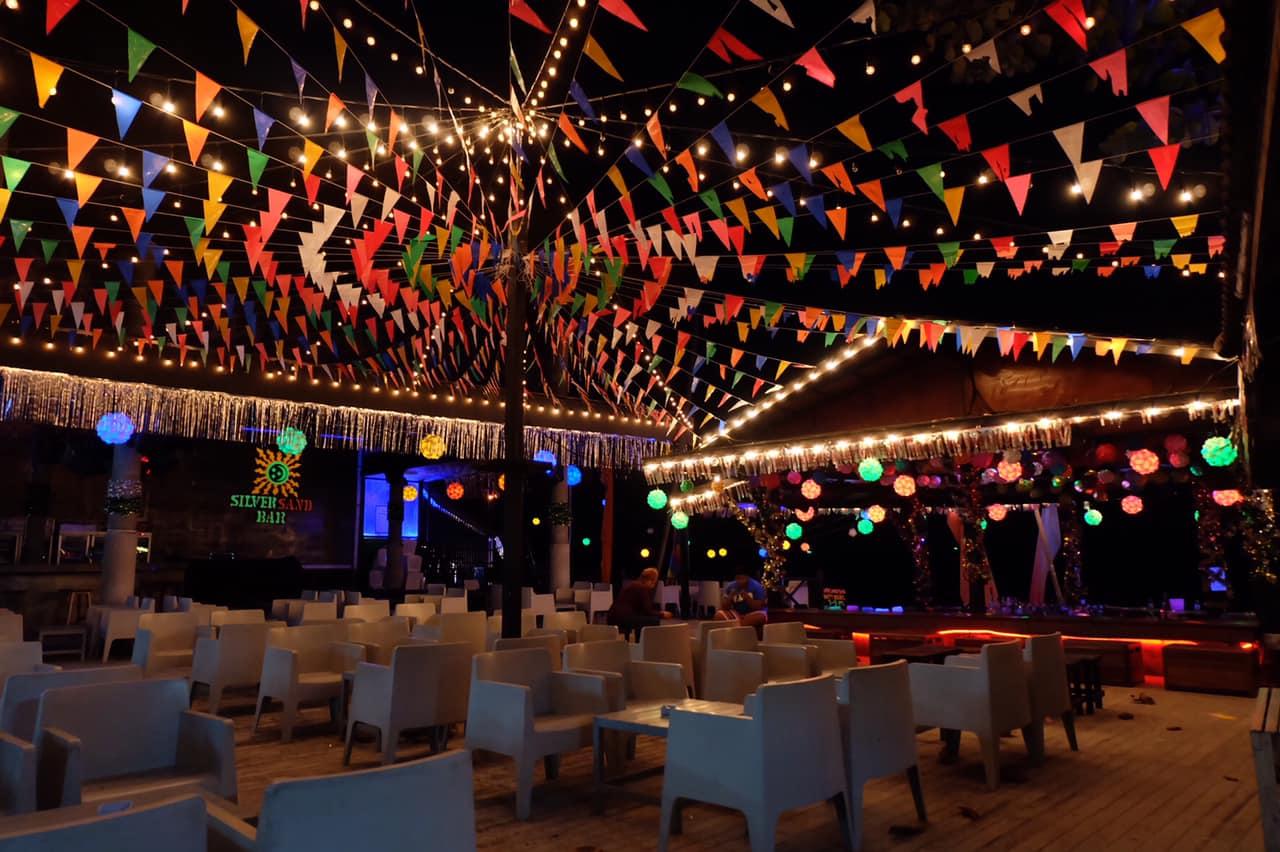 シルバー サンド ホテル 写真