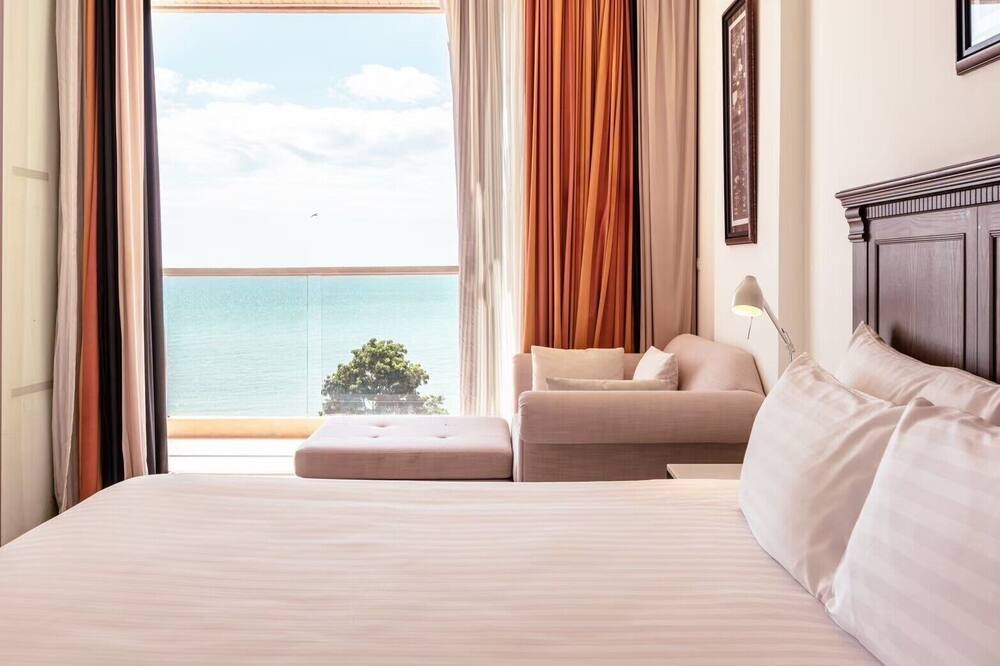 パタヤ モーダス ビーチフロント リゾート 写真