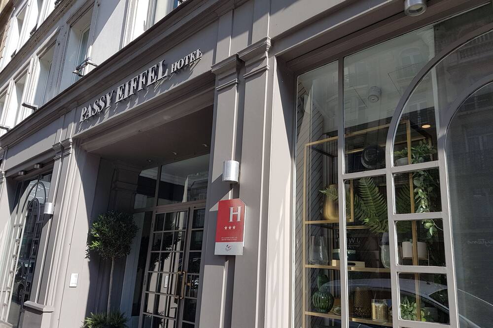ホテル パッシー エッフェル 写真